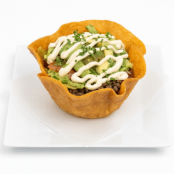 El taco Salad ninas Market & restaurant la salle